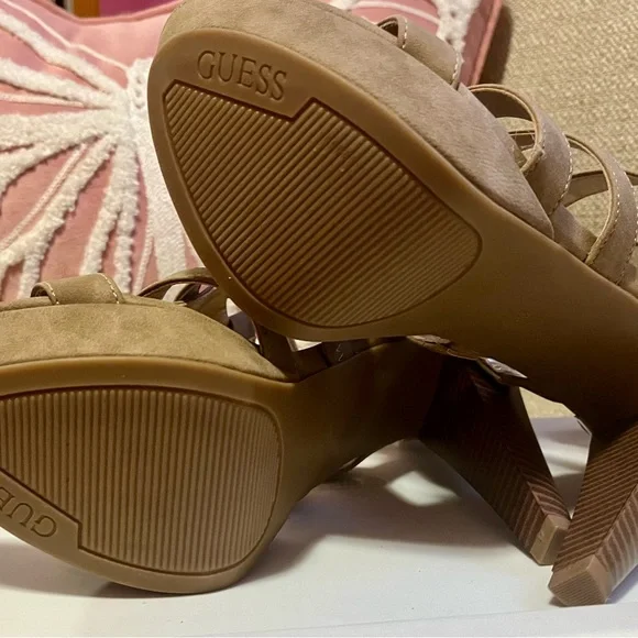 Guess platform heels 8.5 - Picture 5 of 6